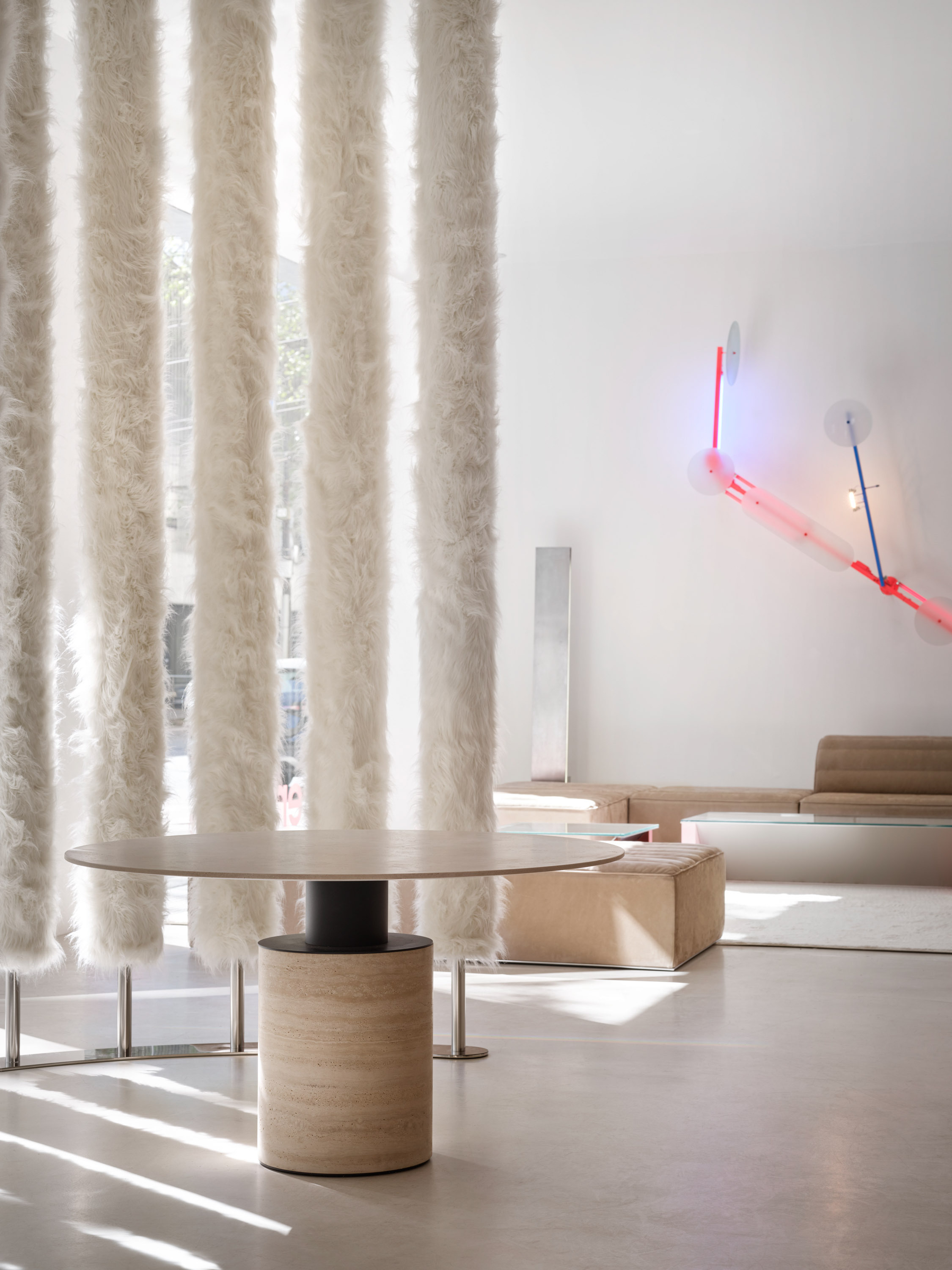 07 Acerbis SDM2023 allestimento spotti OTTI