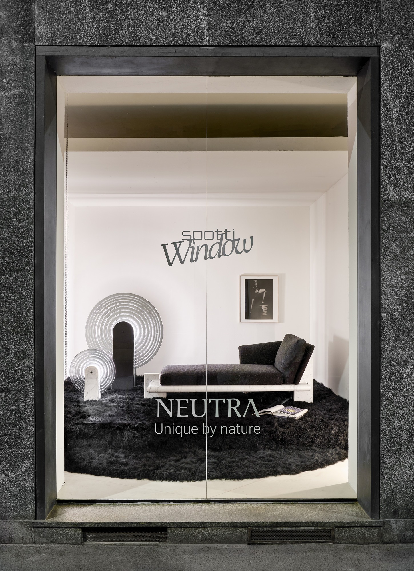 NEUTRA Spotti Milano Monochrome Affinity Milan Shades ph Leonardo Duggento styling Simona Sbordone 9