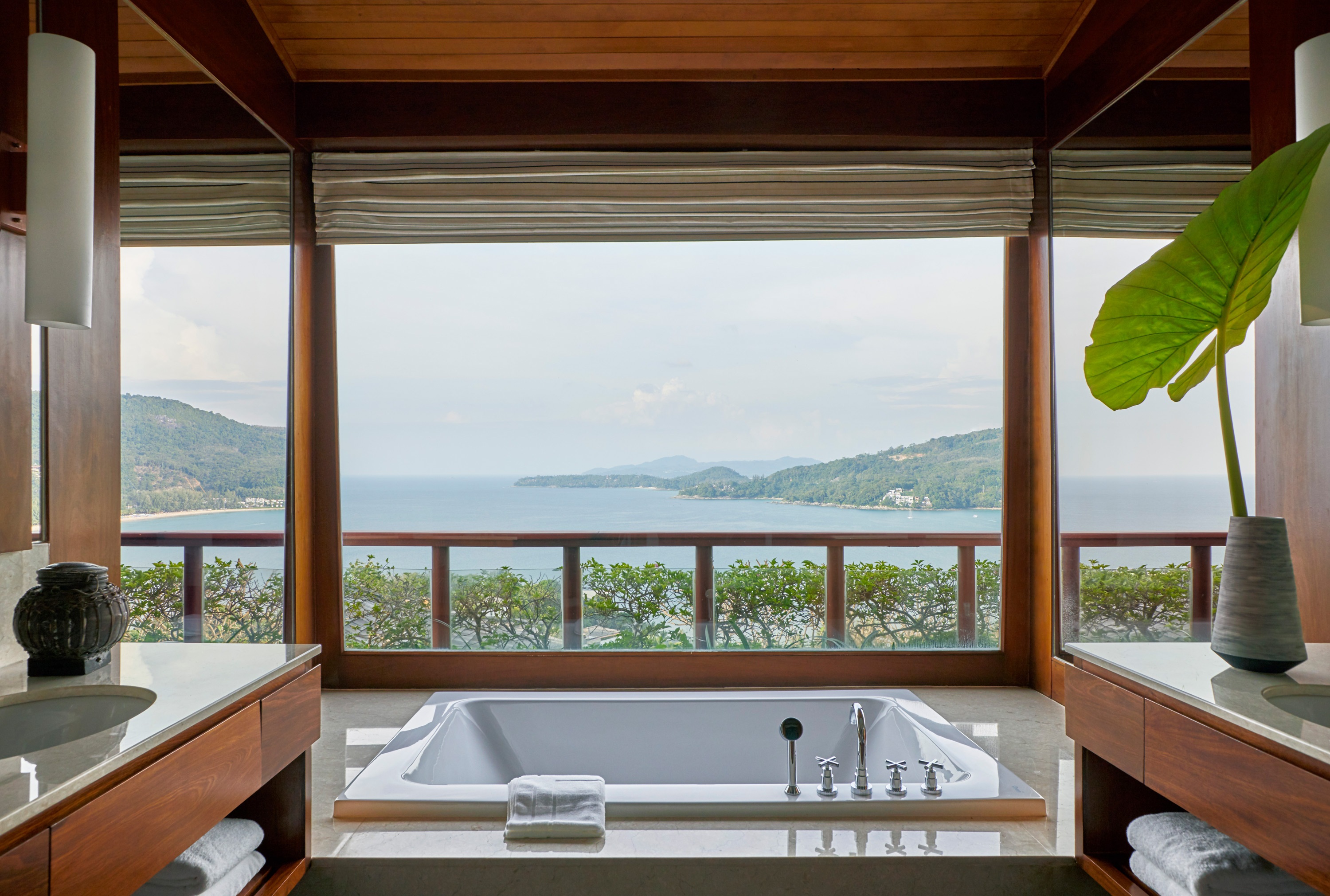 Eric Phuket4266