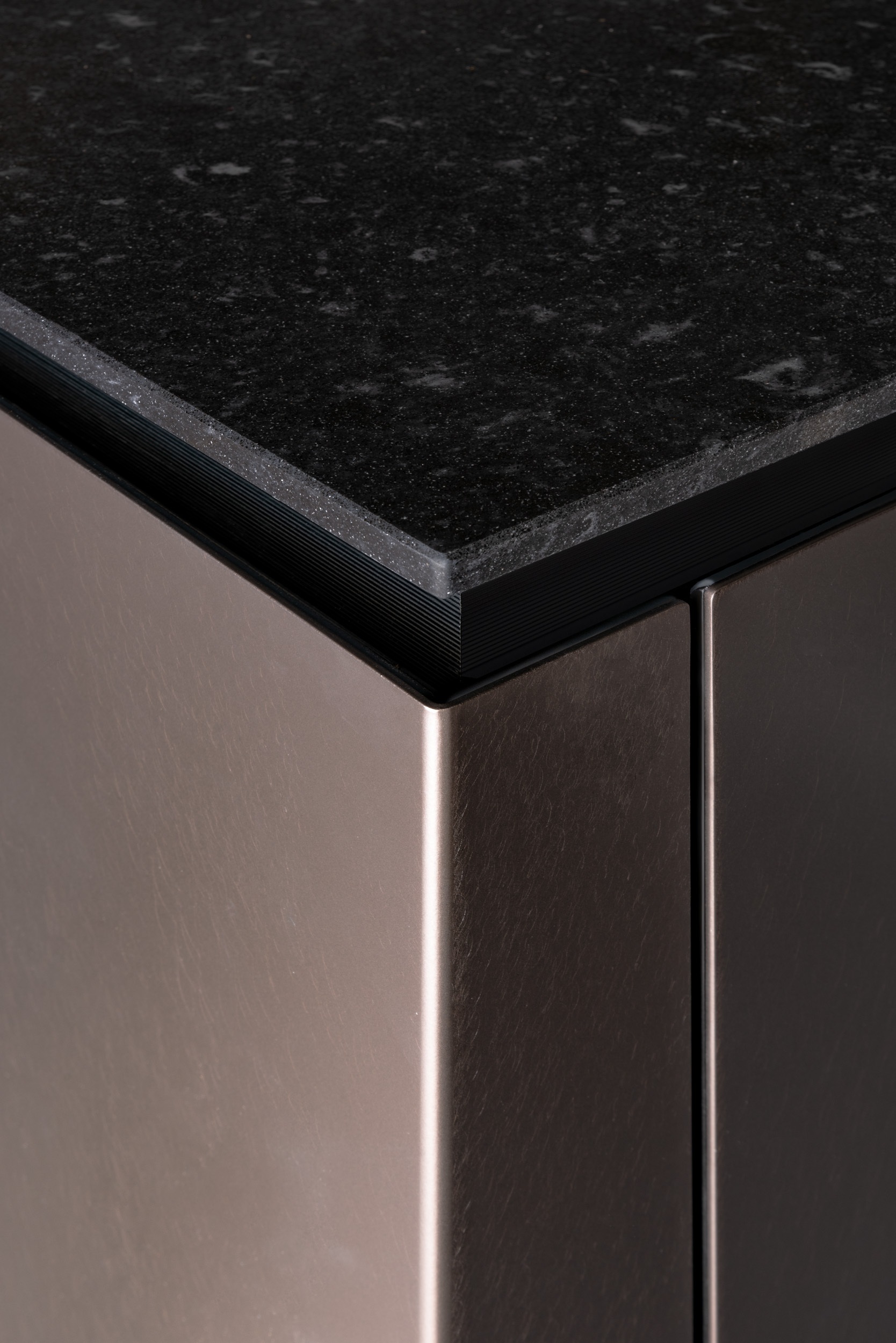 Val Cucine 0323 Nuova Riciclantica con fianco gola continua 0000