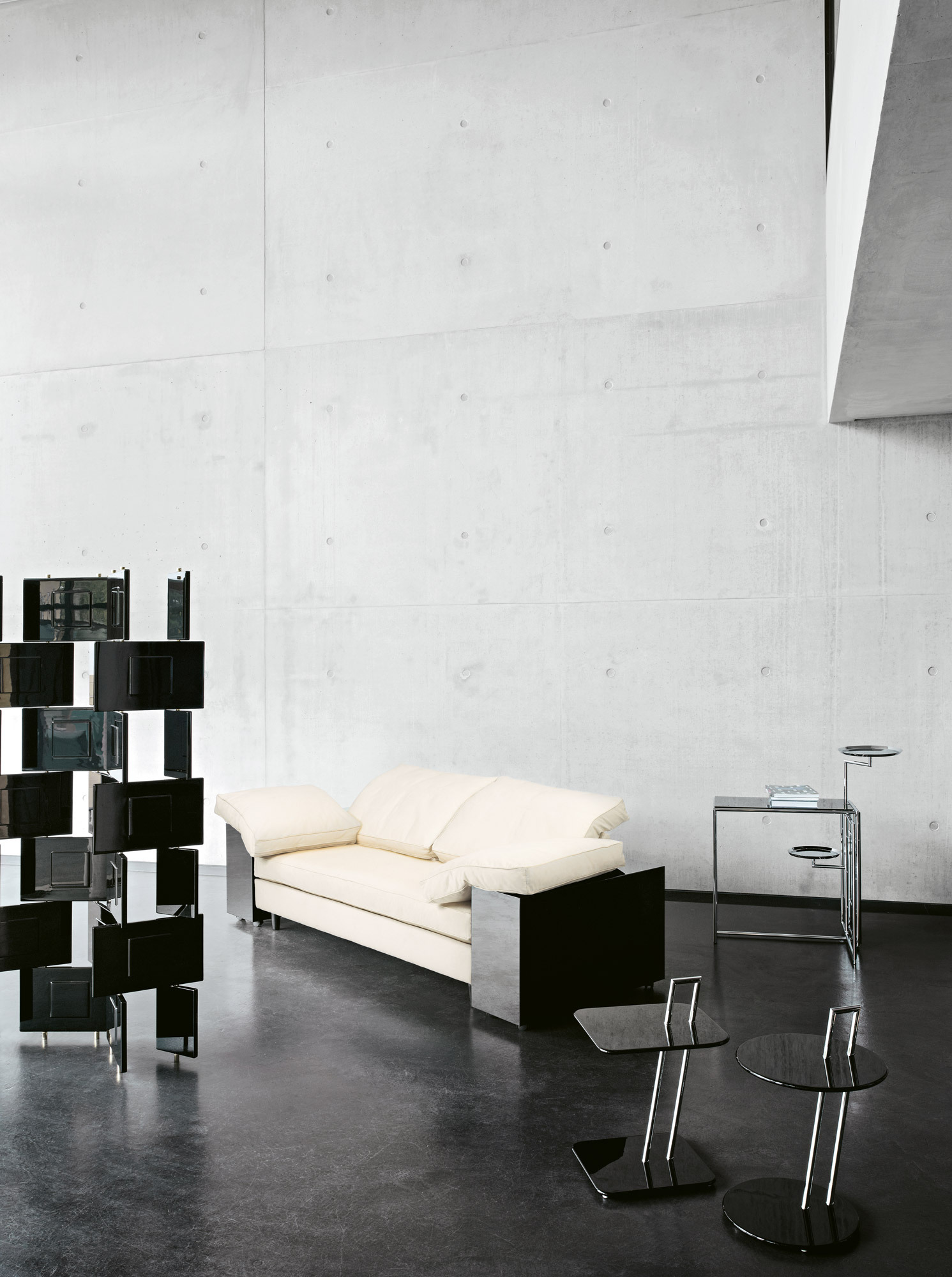 Classi Con brick screen lota sofa occasional table rivoli table 2 photo seelen