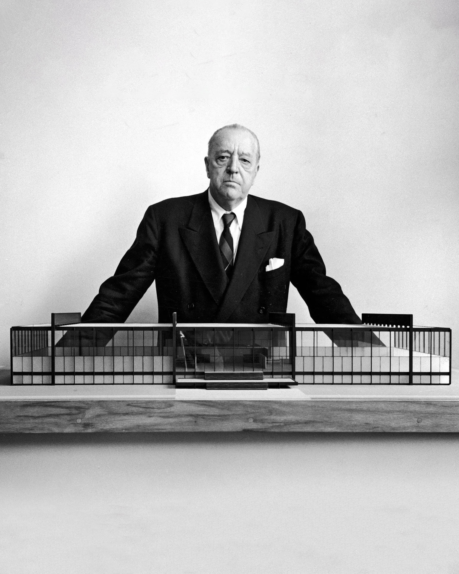 Mies van der rohe