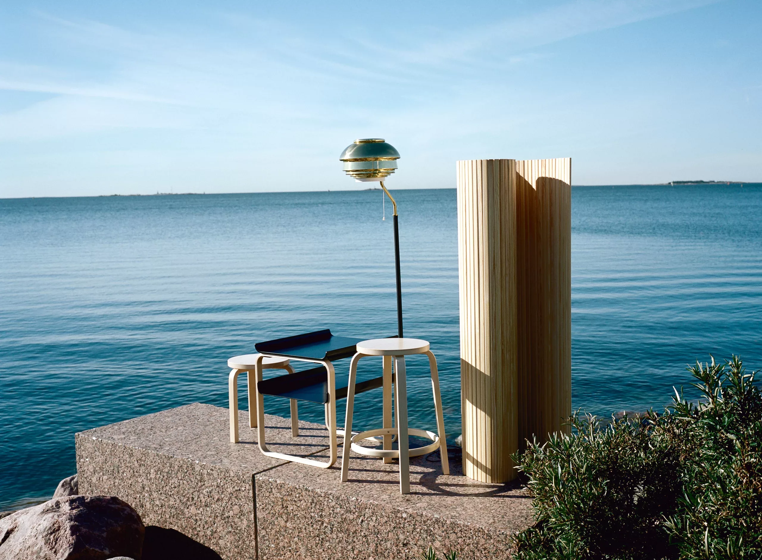 Stool 60 Bar Stool 64 Side Table 915 Screen 100 Floor Light A808 rgb 2113824