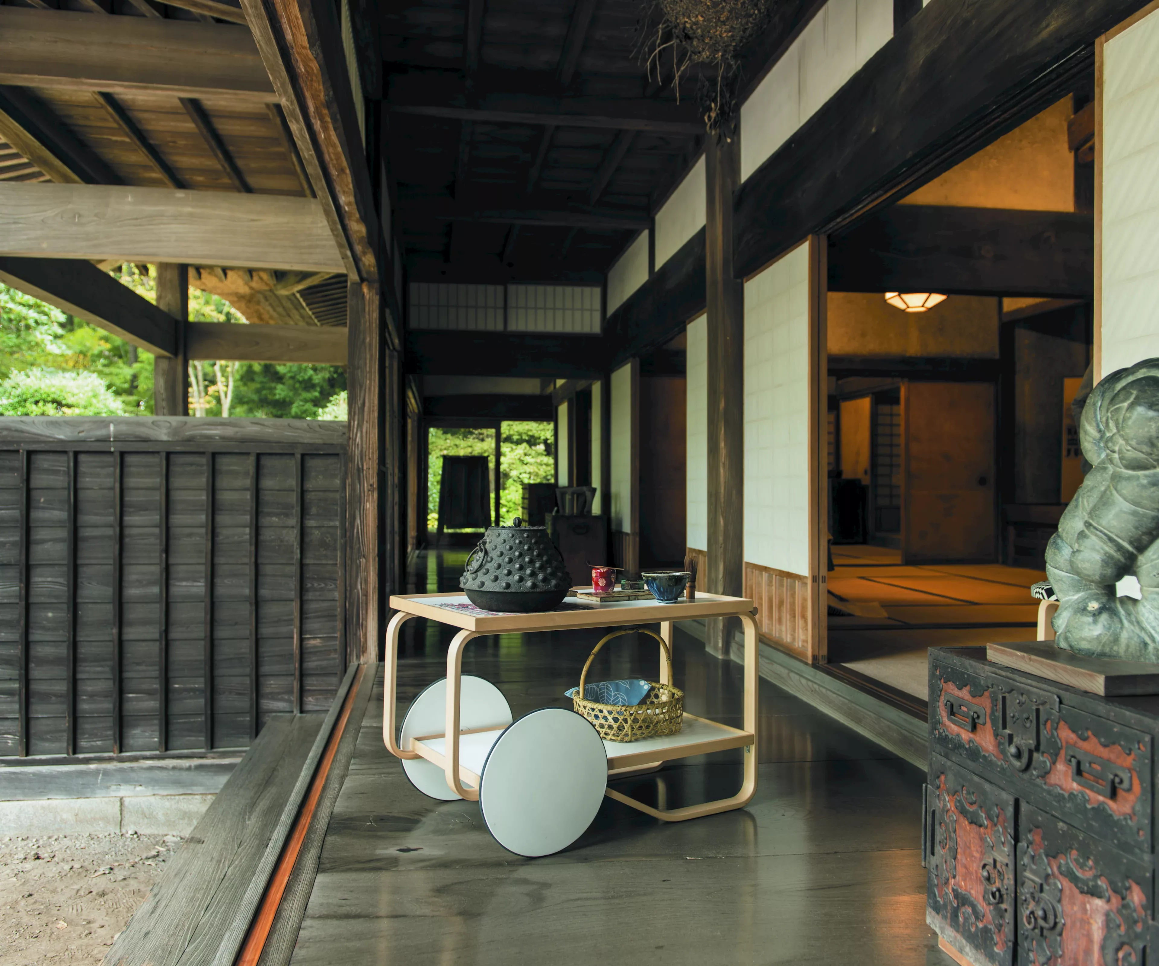 Tea Trolley 901 Hella Jongerius cream 1847580