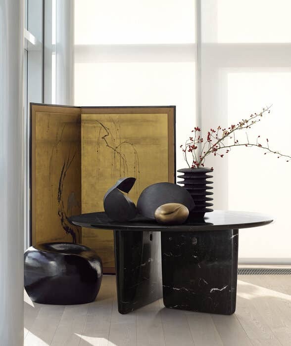 Gallery 5 413 bebitalia table Tobi Ishi A 01