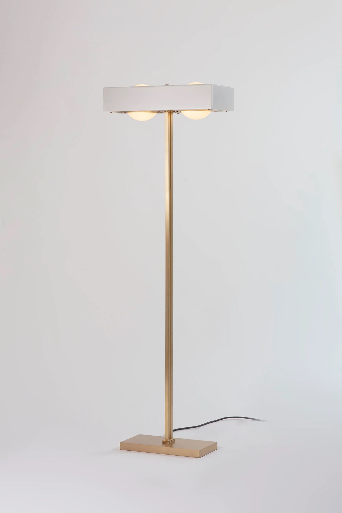 Kernal floor white 2