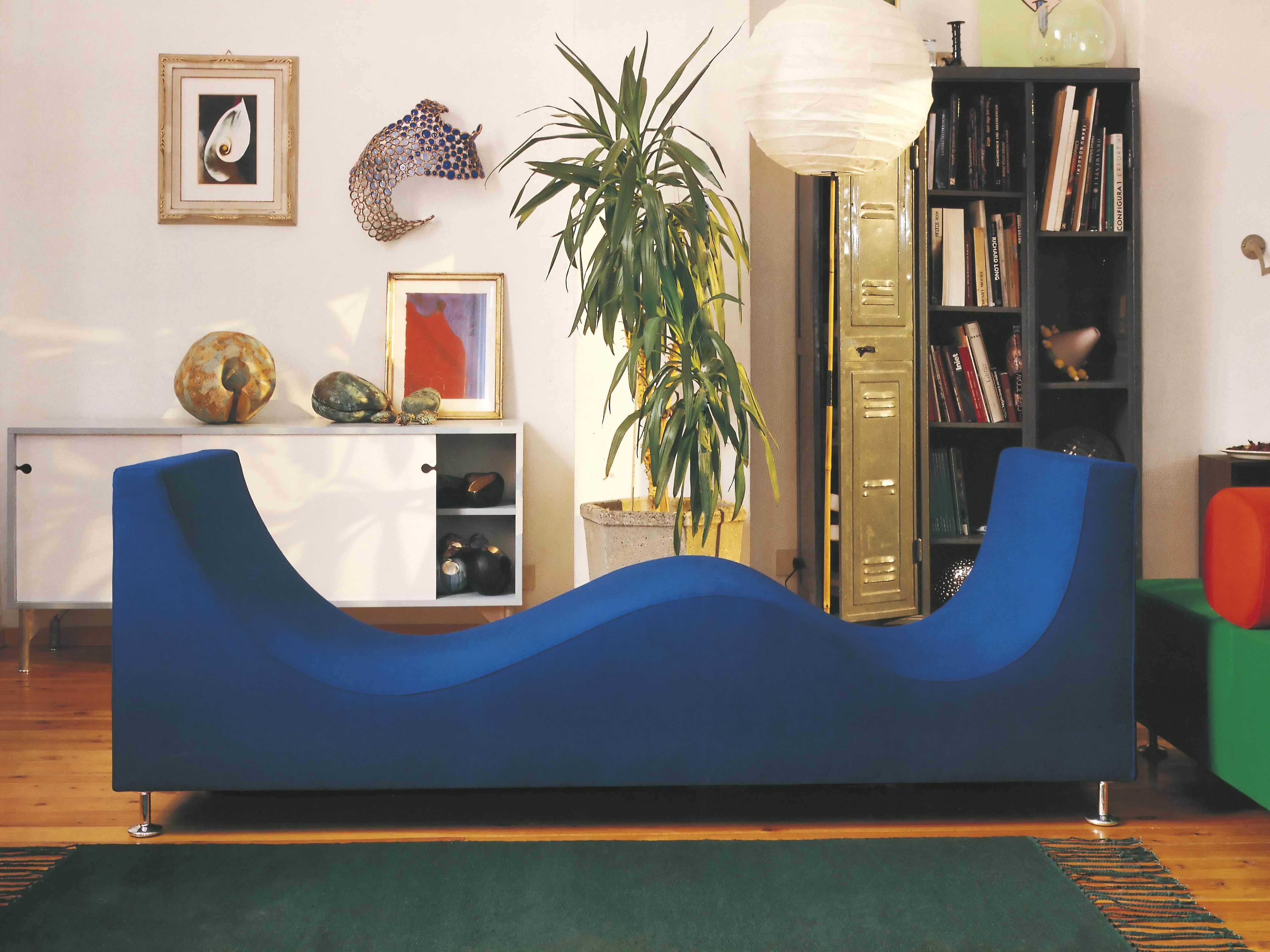 02 three sofa de luxe