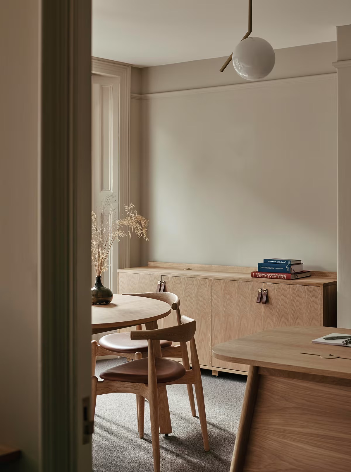 Https admincms carlhansen com contentassets e6c91cc3db744509a8fd0c2f06f52cb3 body copy bbogr 1728x2320