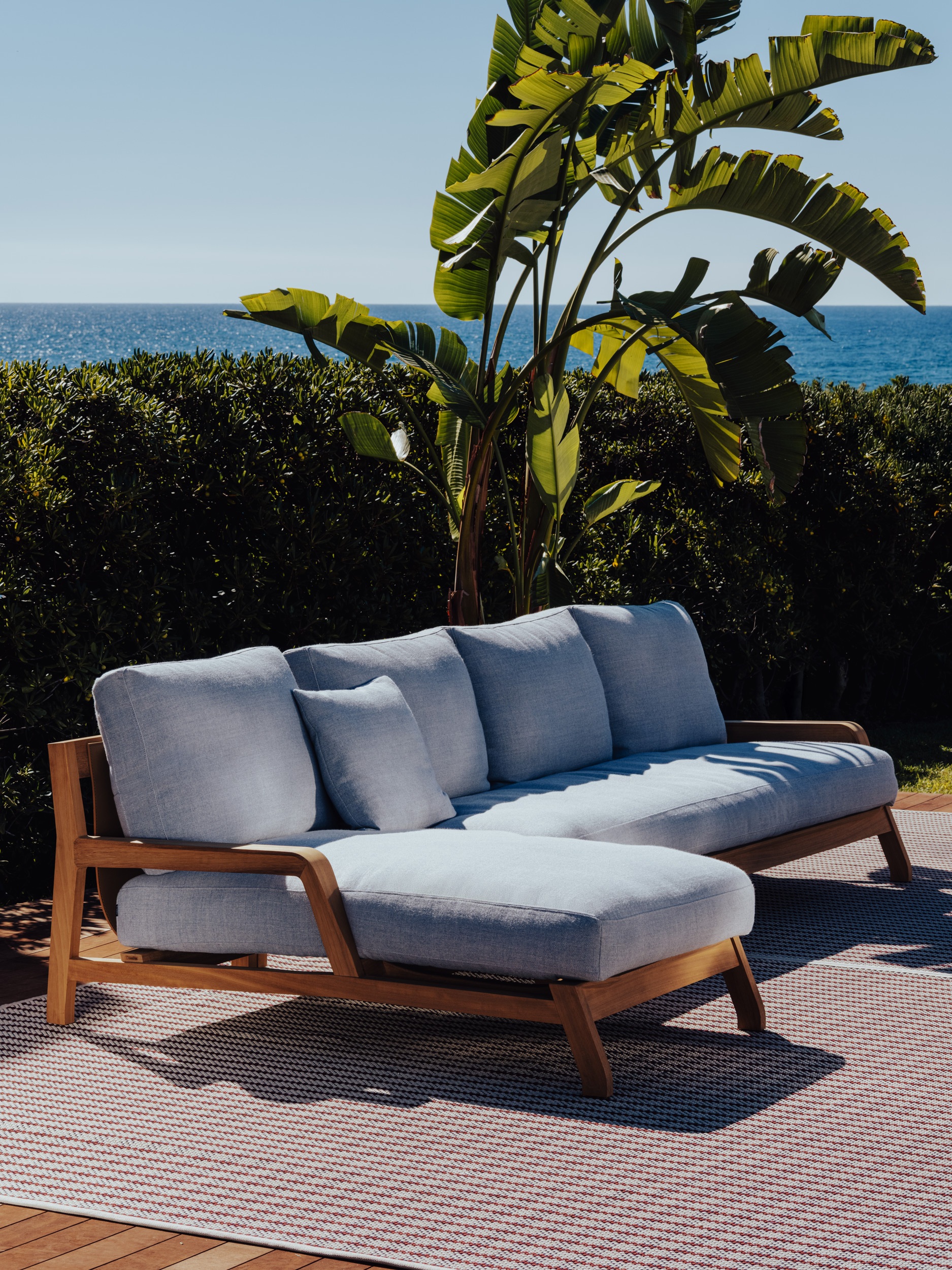 CASSINA Eloro sofa Rodolfo Dordoni in collab with Dordoni Studio ph Piergiorgio Sorgetti