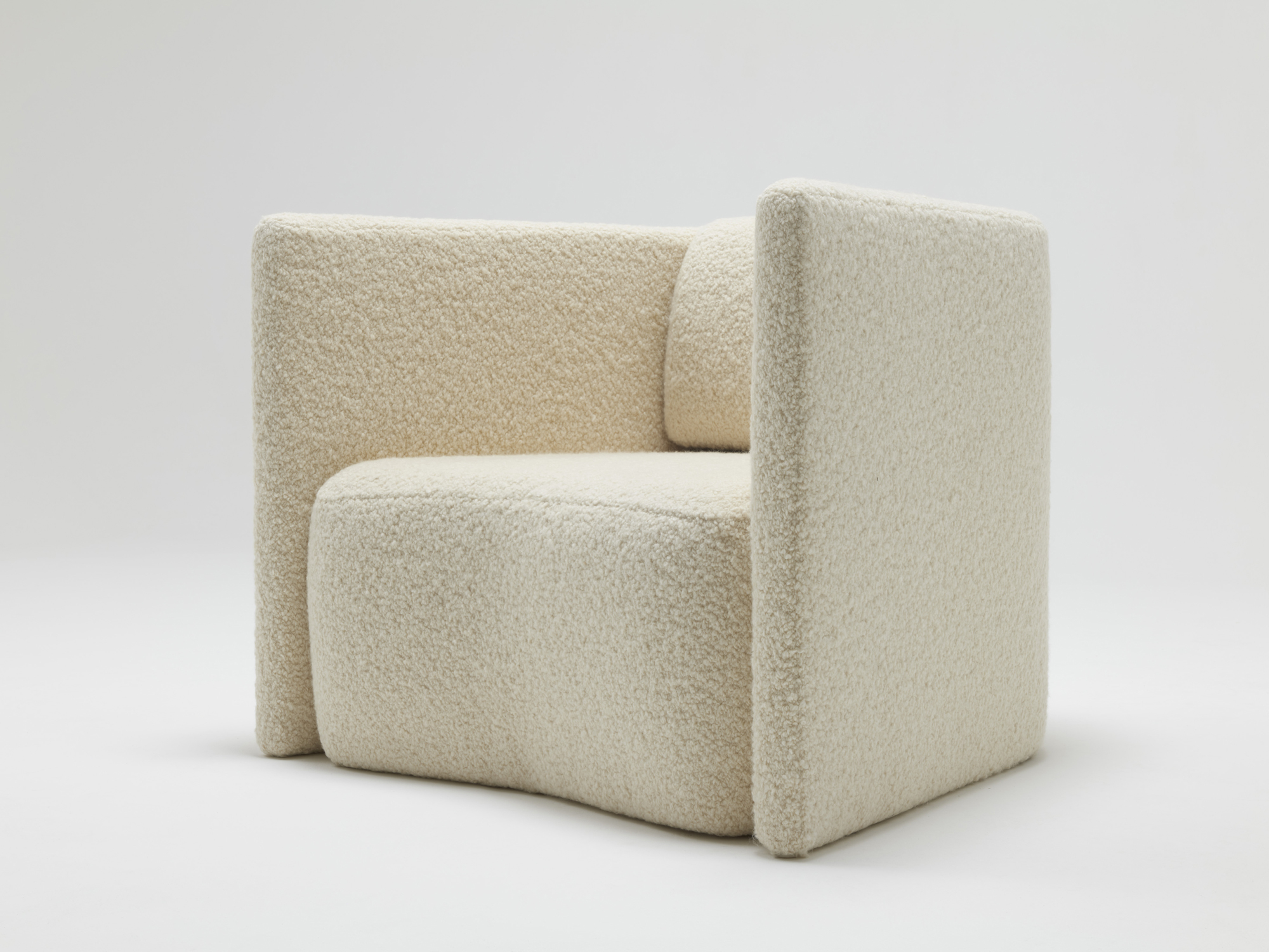 Delcourt Collection EKO armchair 1