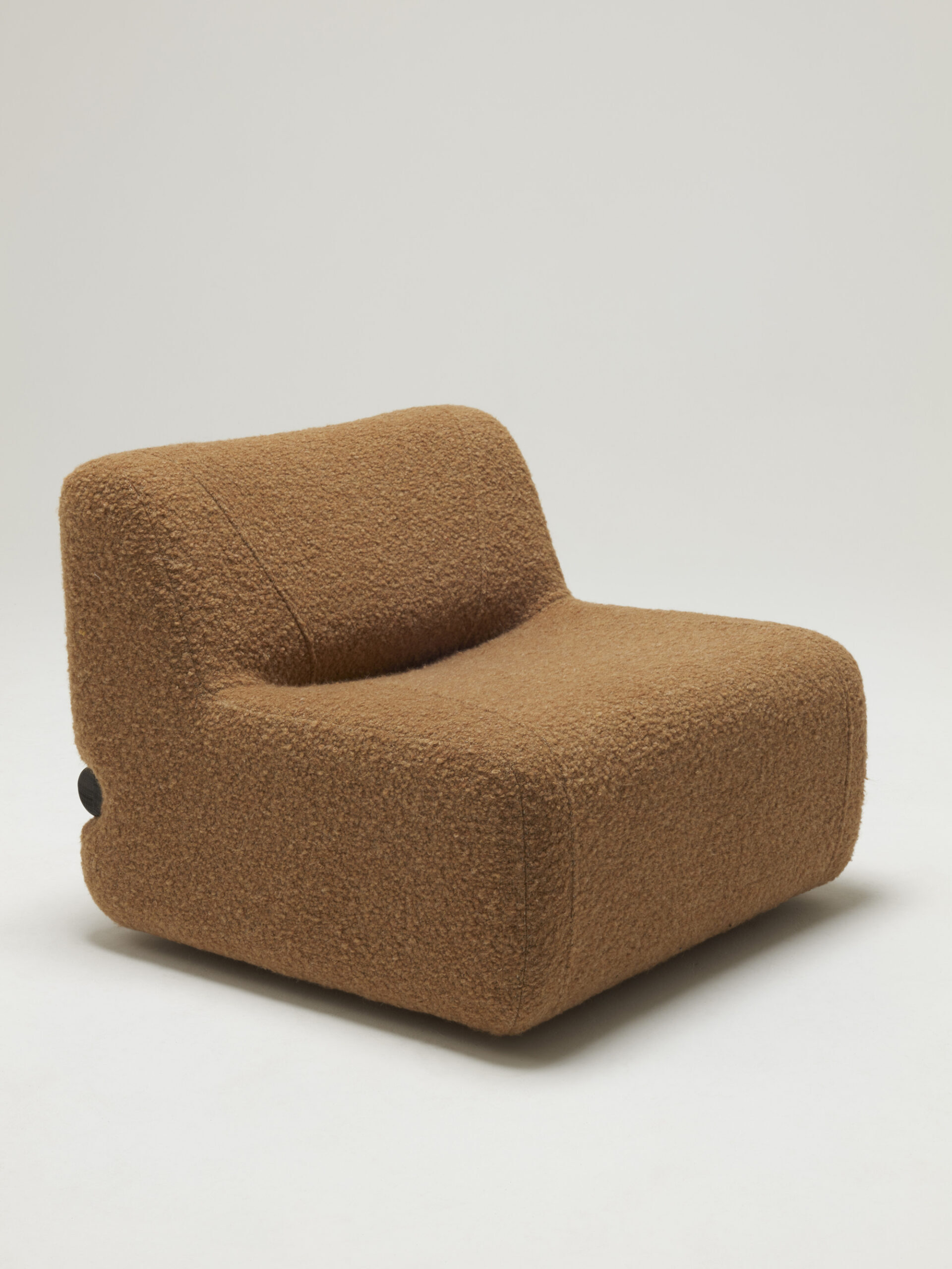 Delcourt Collection EME armchair 1 scaled