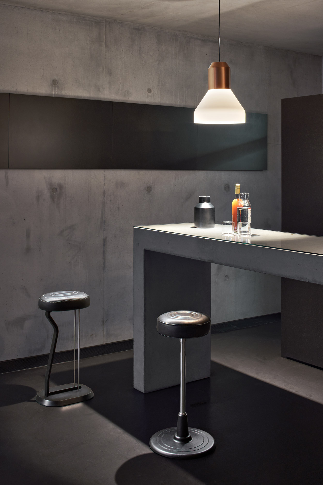 Classi Con bar stool no 2 bar stool no 1 bell light pendant lamp photo hassos