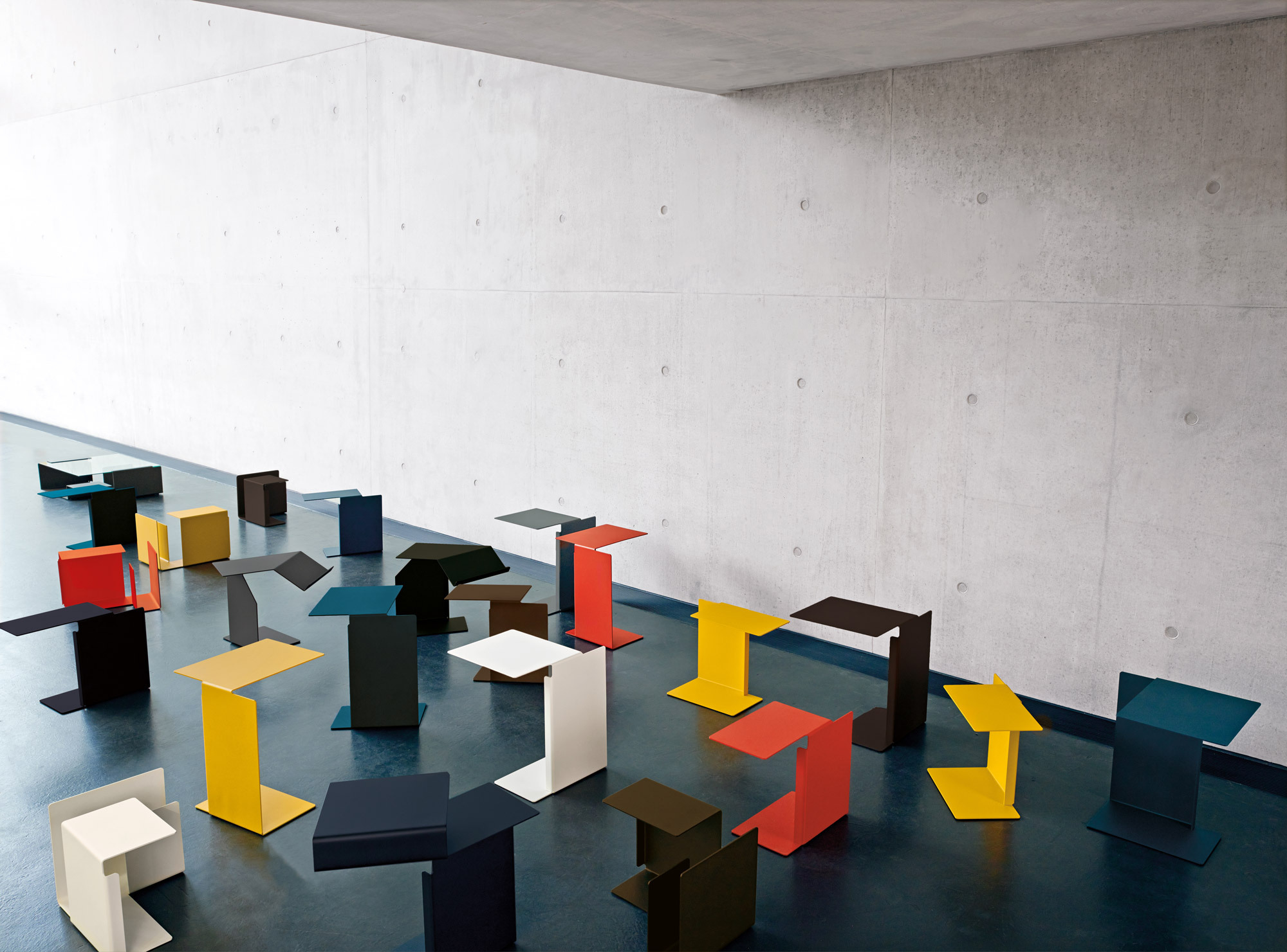 Classi Con diana a side table diana b side table diana c side table diana d coffee table diana e side table diana f side table photo seelen