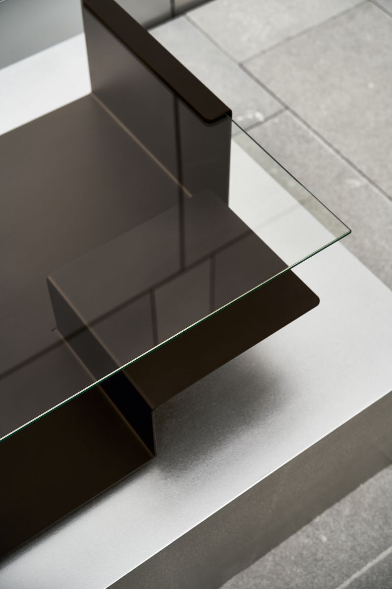 Classi Con diana d coffee table detail topview photo hassos