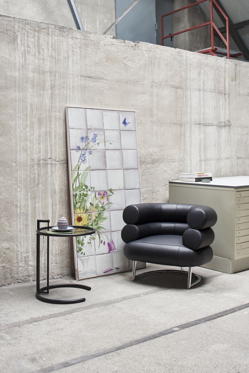 Classi Con adjustable table e1027 black version bibendum armchair photo hassos