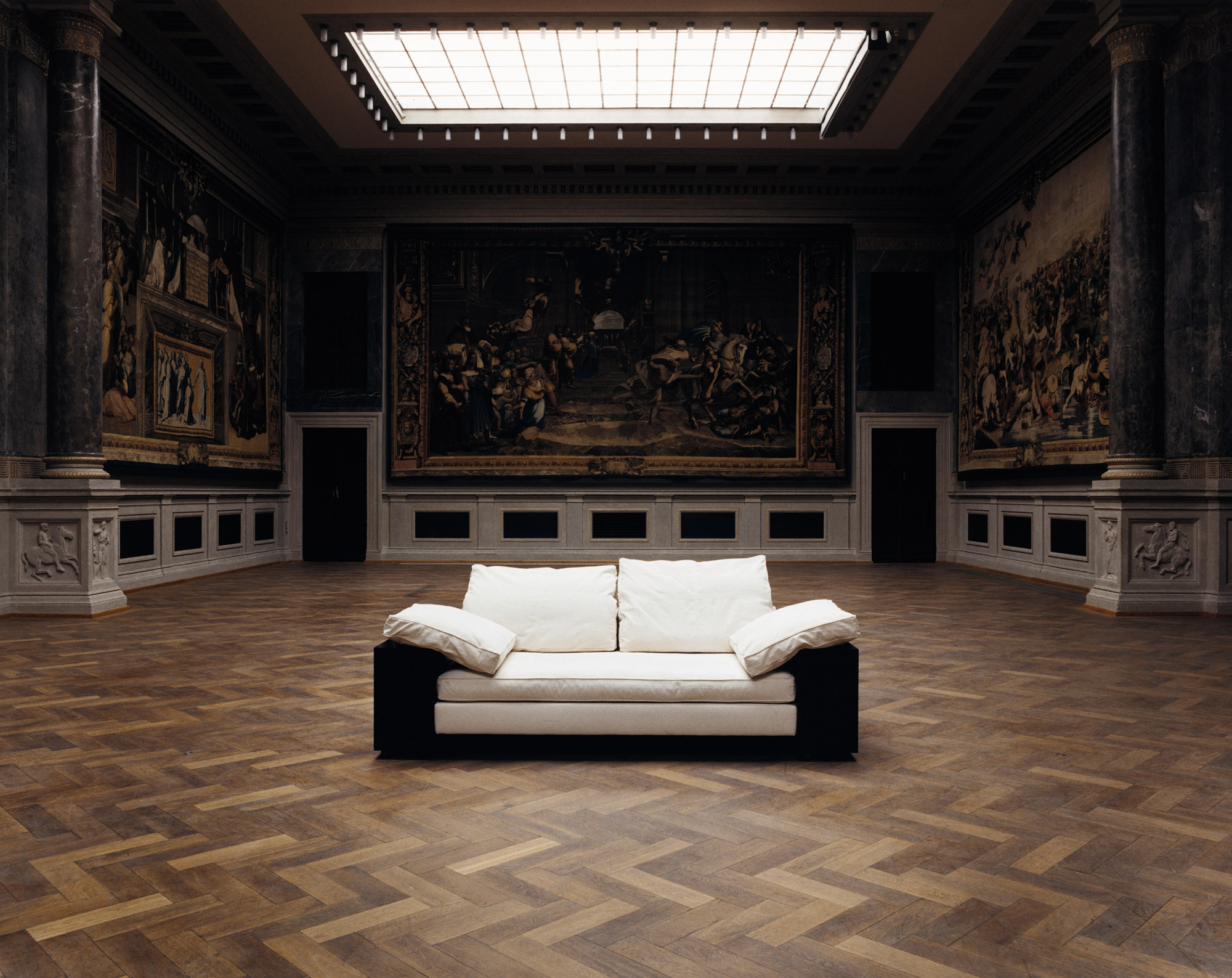 Classi Con lota sofa Ad K Munich photo halard