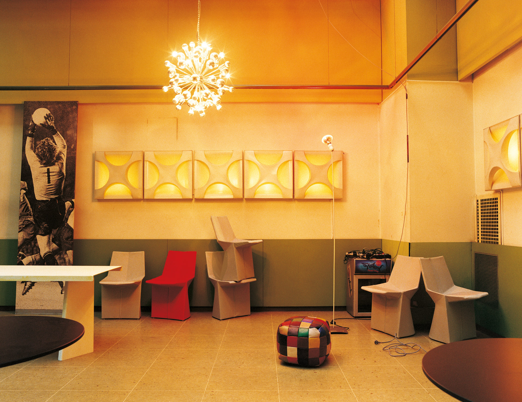 Classi Con pallas table mars chair funky kitchen photo halard