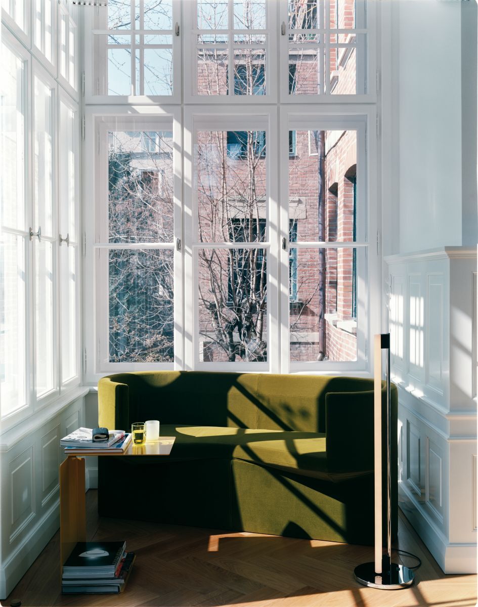 Classi Con diana b side table odin sofa tube light photo holzherr