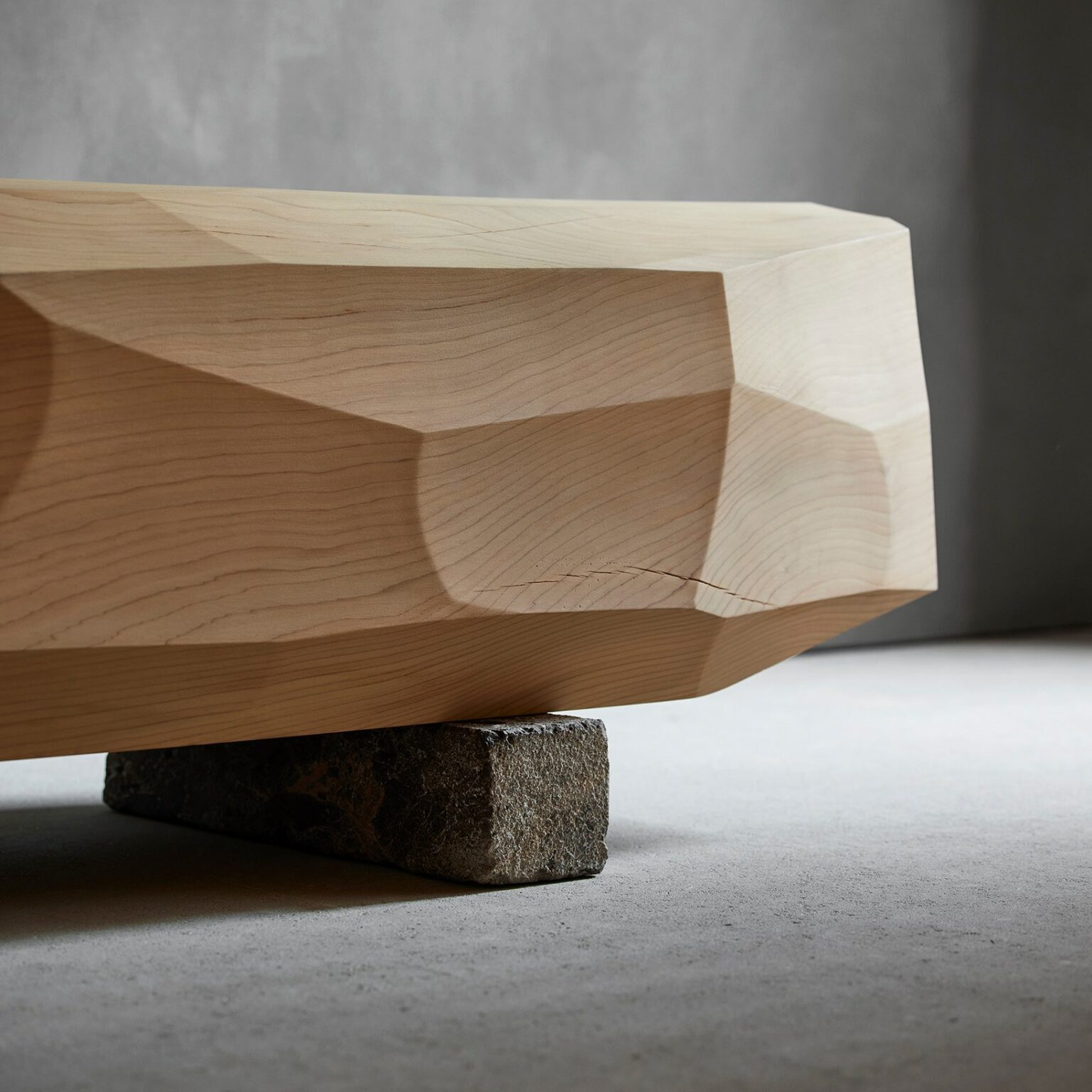 ORB BENCH CEDAR C DELCOURT COLLECTION PARTICULIERE CREDIT PHOTO F AMIAND4 1536x1536