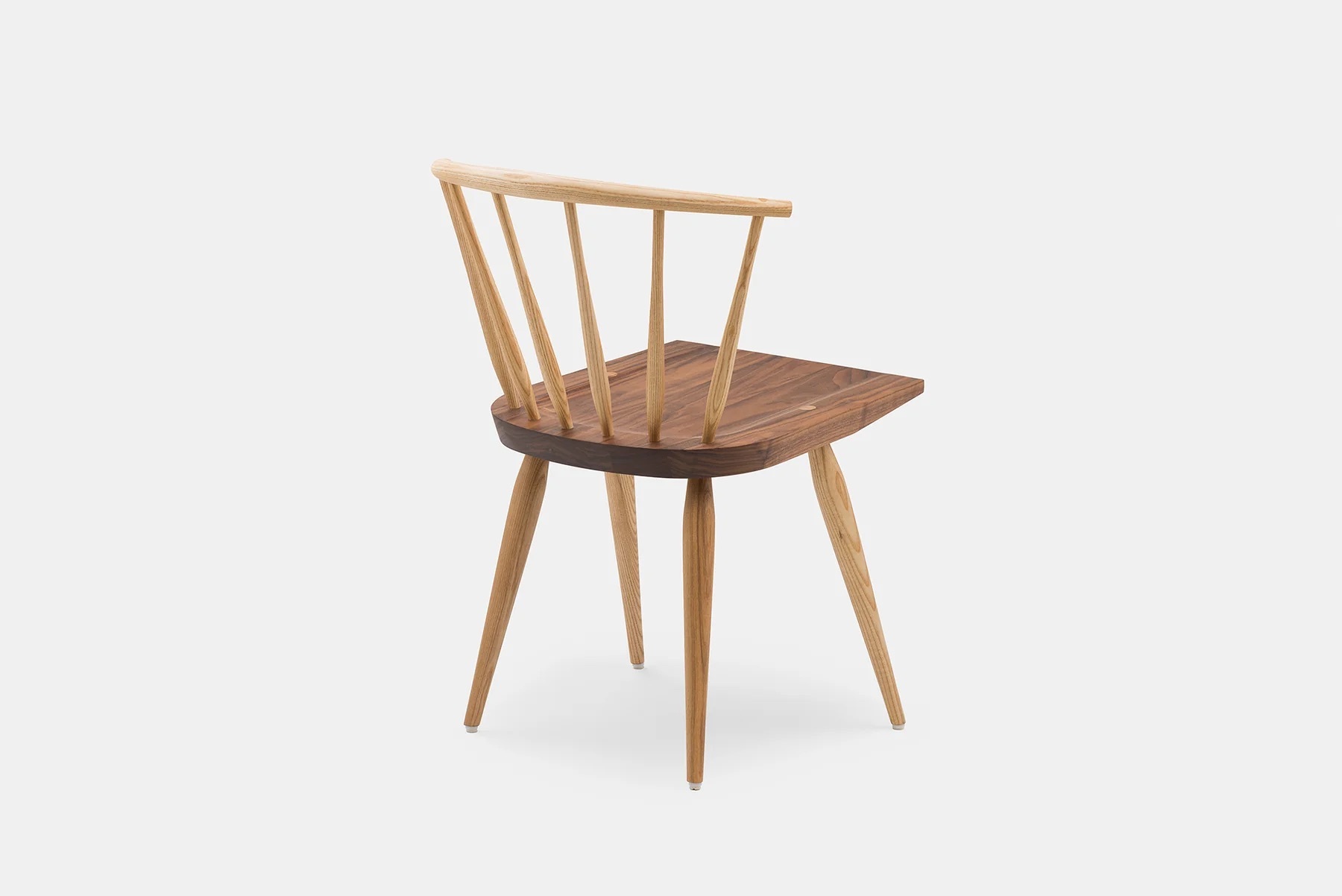 361 Ibstone Windsor Chairby Matthew Hilton backweb 1800x1800