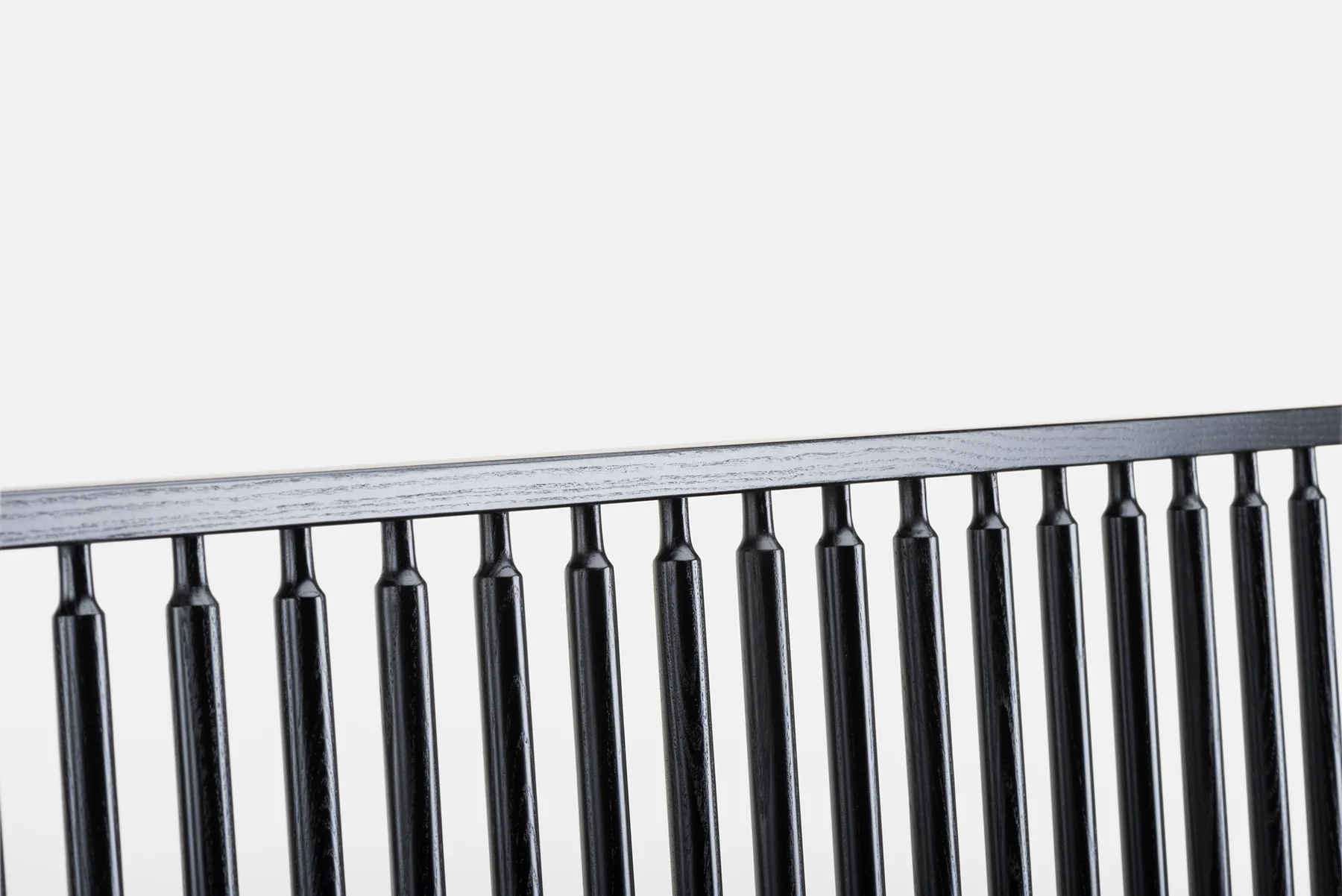 444 Benchwith Backby Studioilseinblackpaintedash detail1web 1800x1800