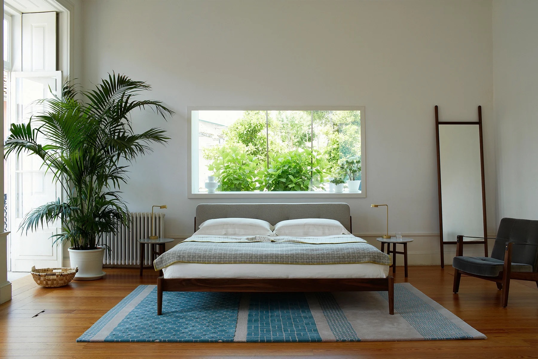 CDE NH Capo Bed LF WEB 1800x1800