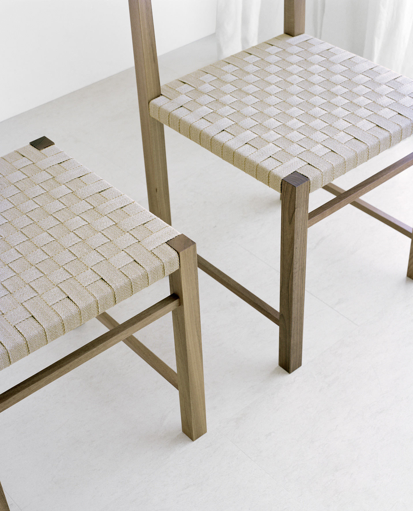 014 FK02 KARNAK FK03 ASWAN walnut textile close