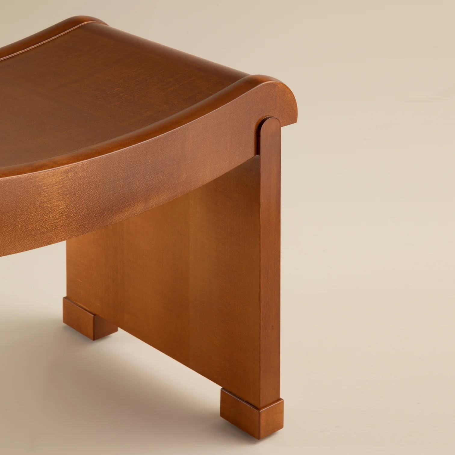 Pierre Chareau 1923 Curule MT1015 07a SQUARE BD 1512x