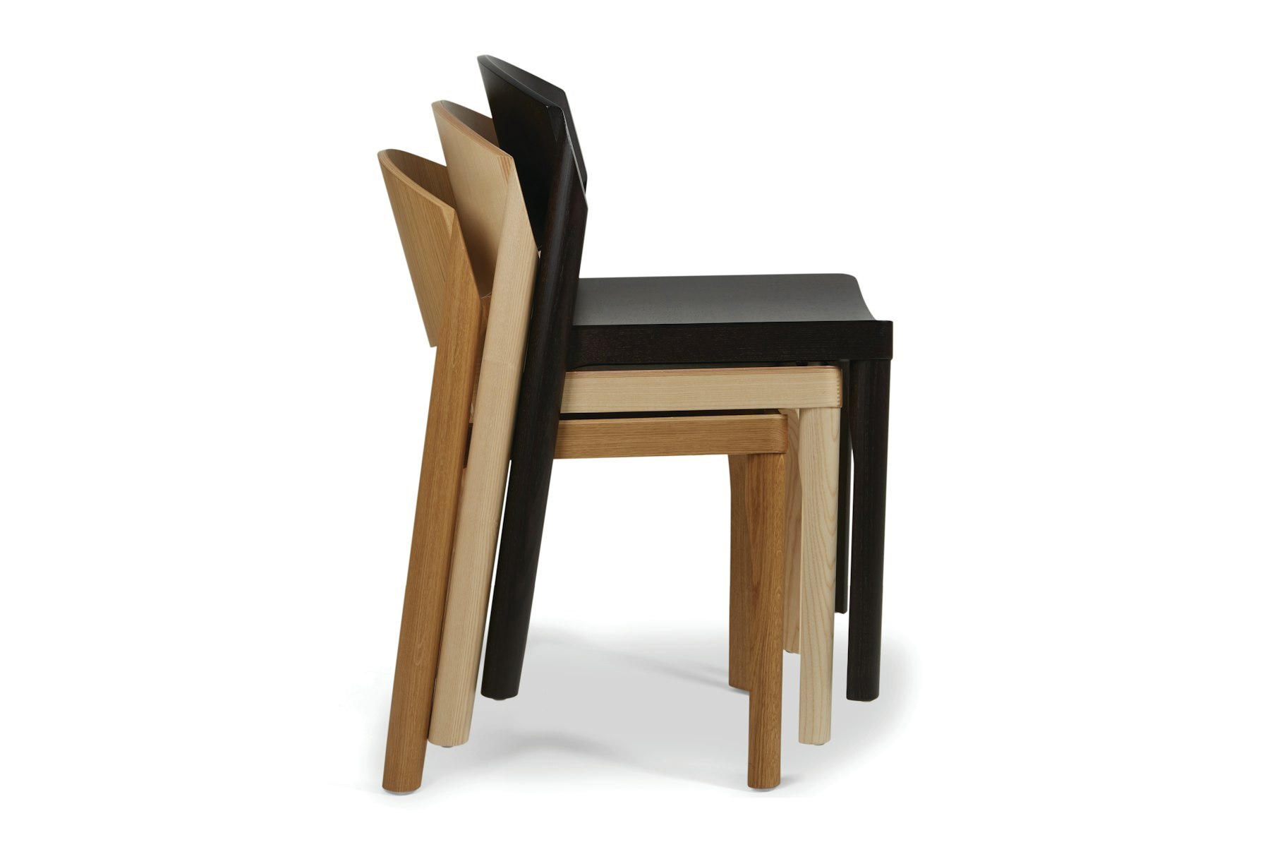 MAURO CHAIR Stacking Mauro Pasquinelli c2018 Establishedand Sons c James Champion White Background 01 300dpi