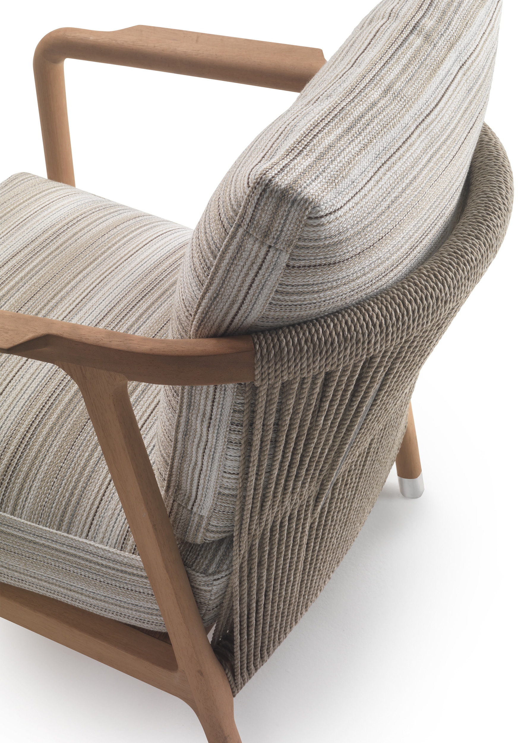 0220 A1 CRONO OUTDOOR ARMCHAIR SET 01