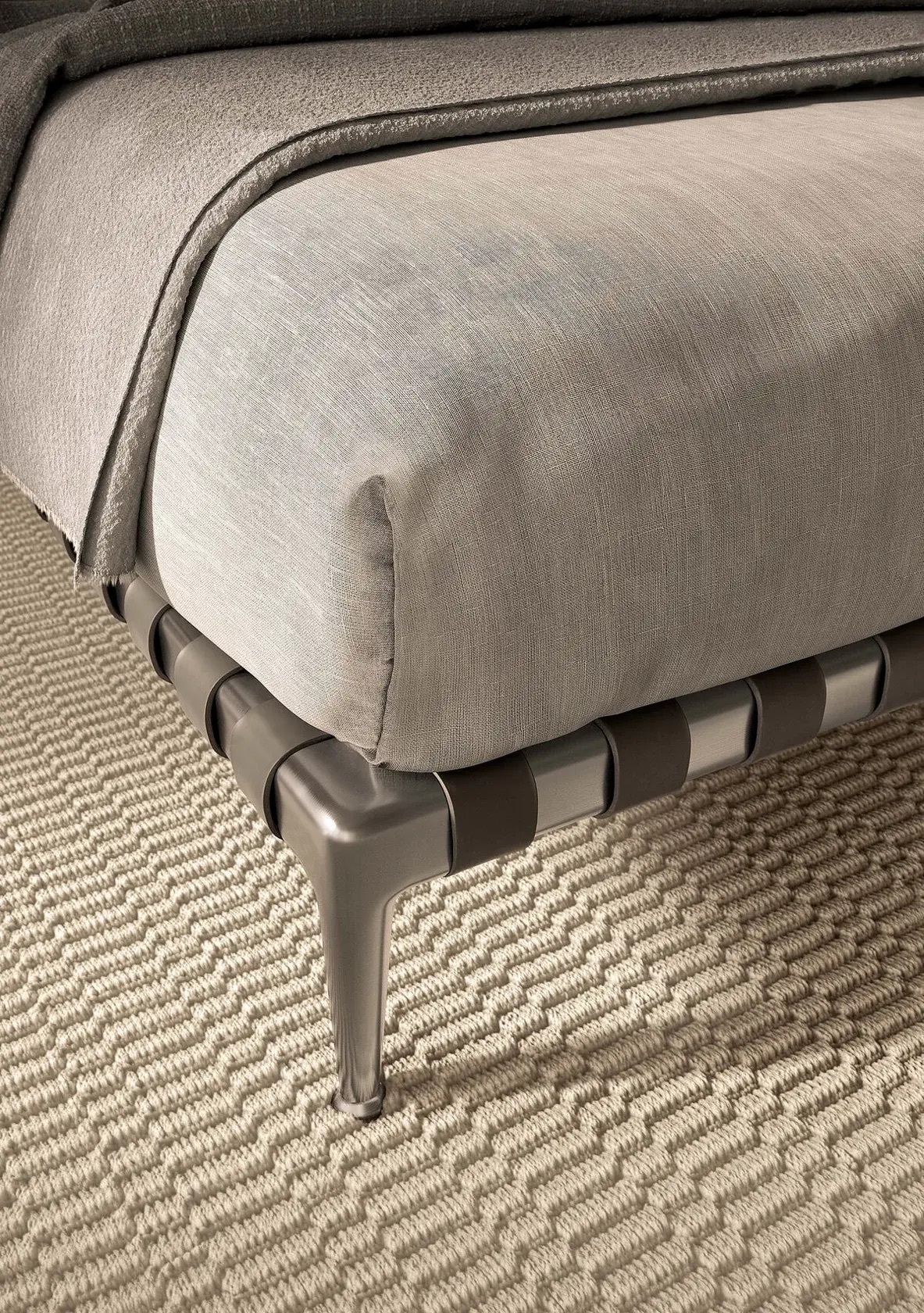 0271 M1 GREGORY BED SET 07