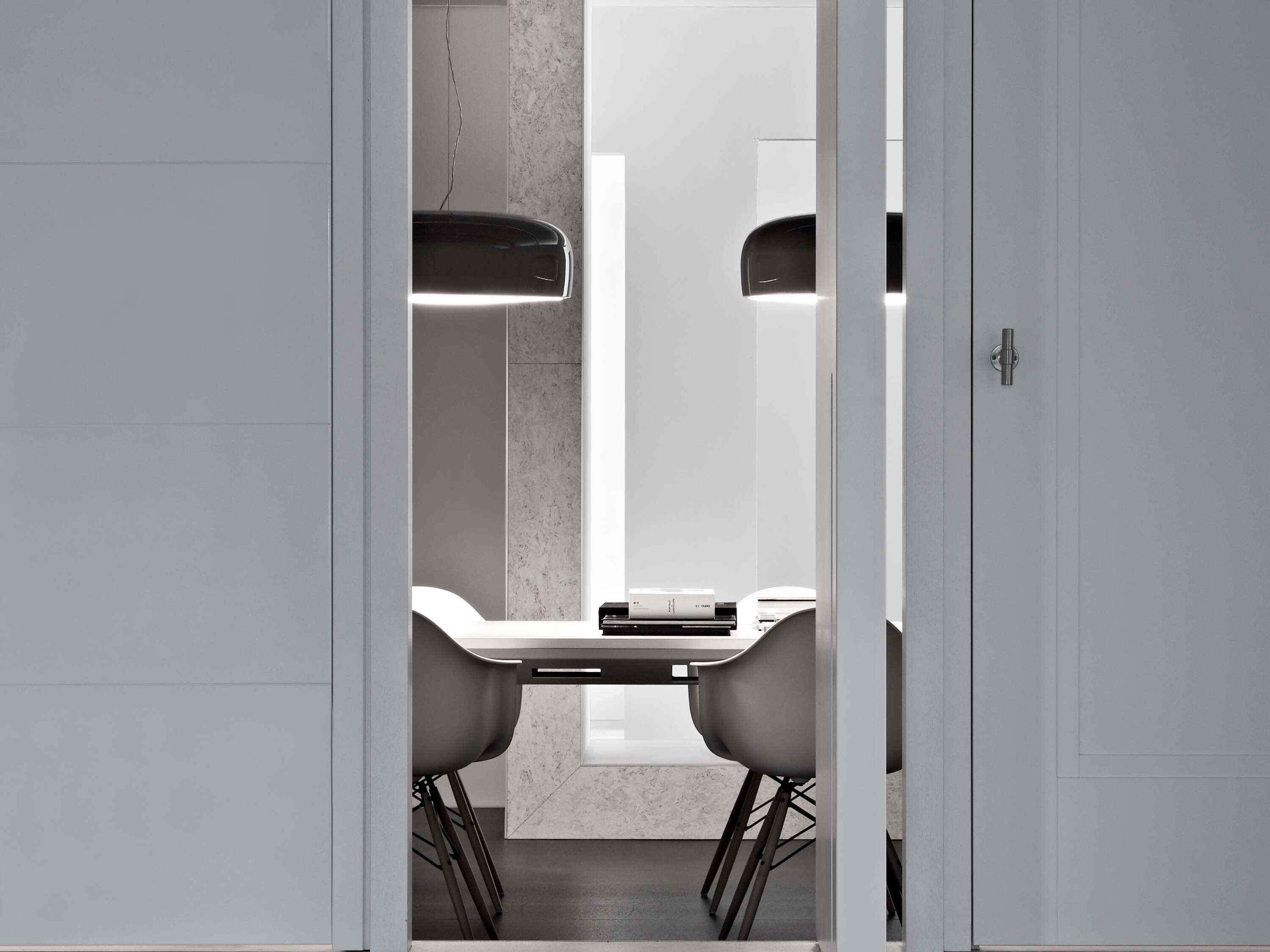 Smithfield s black suspension morrison flos 01