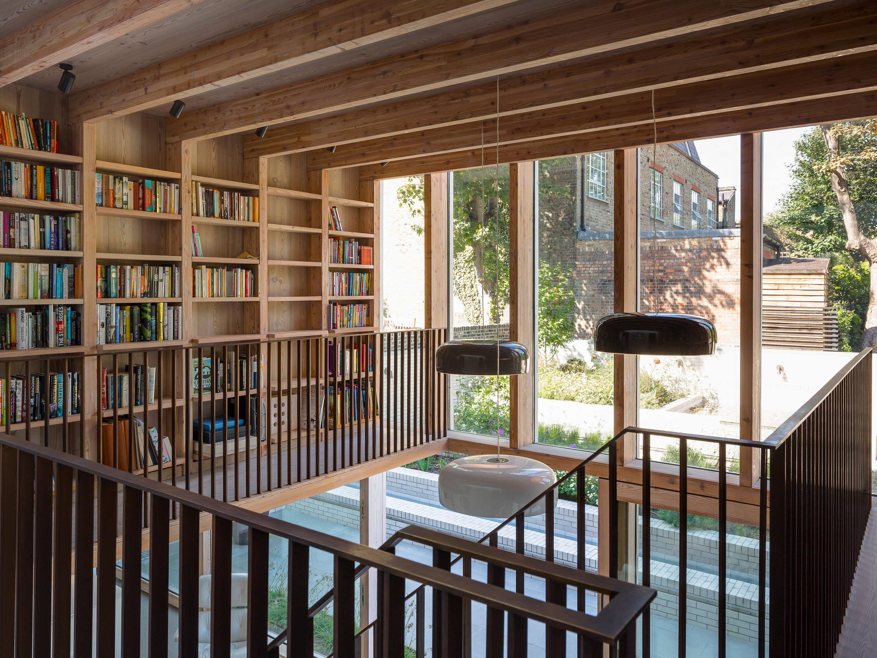 Smithfield s blk wht mud suspension morrison flos 01