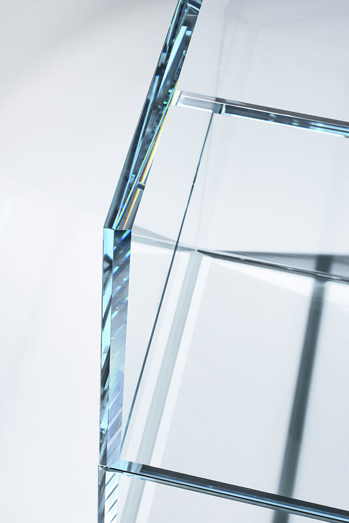 007 PRISM glass chair