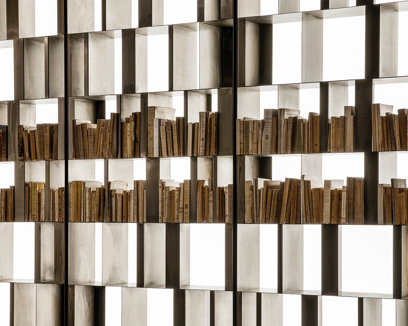 Archive bookshelves bistrot gallery img5 06128