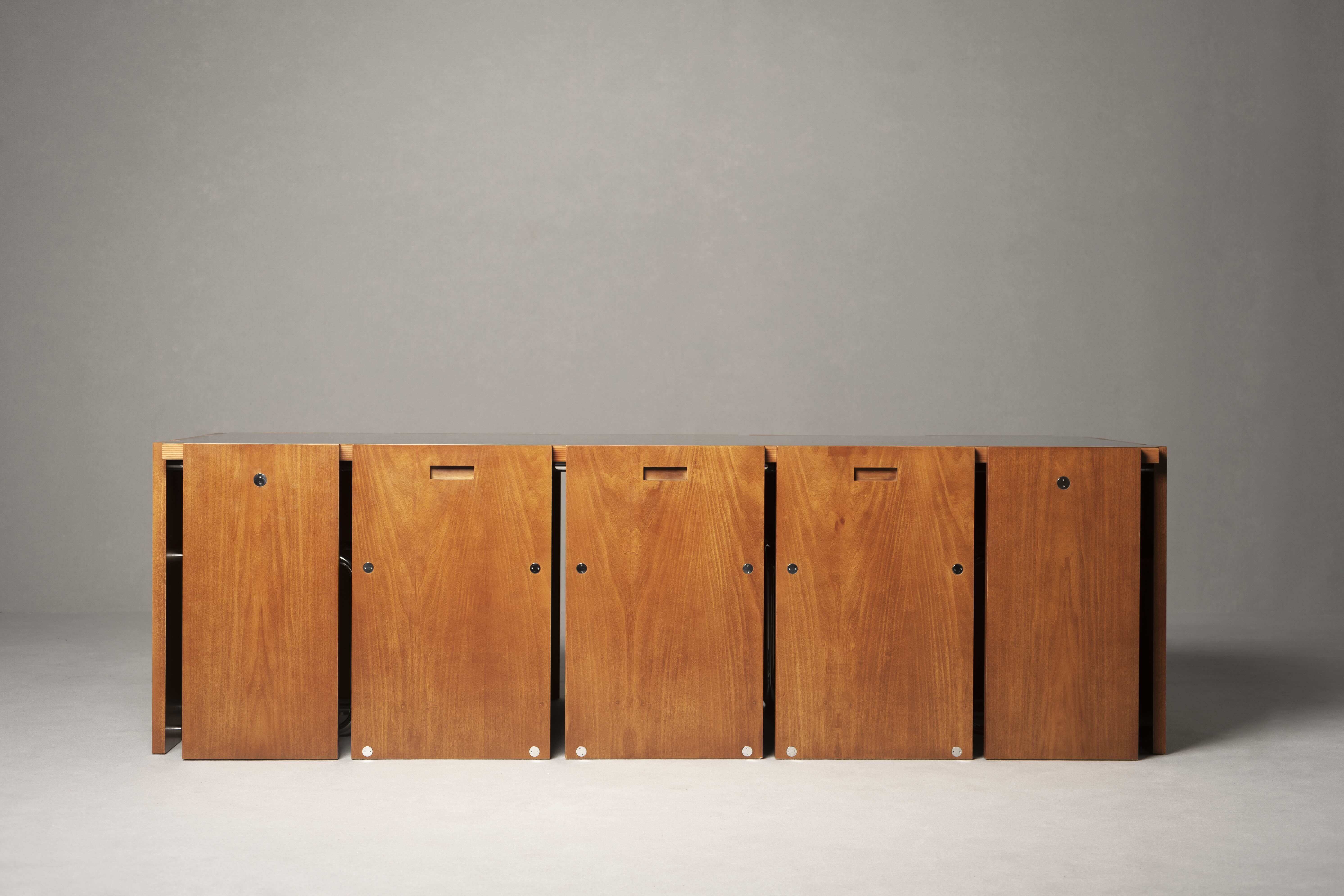 INTERNI VENOSTA 02 TAVOLO Andrea Ferrari 4