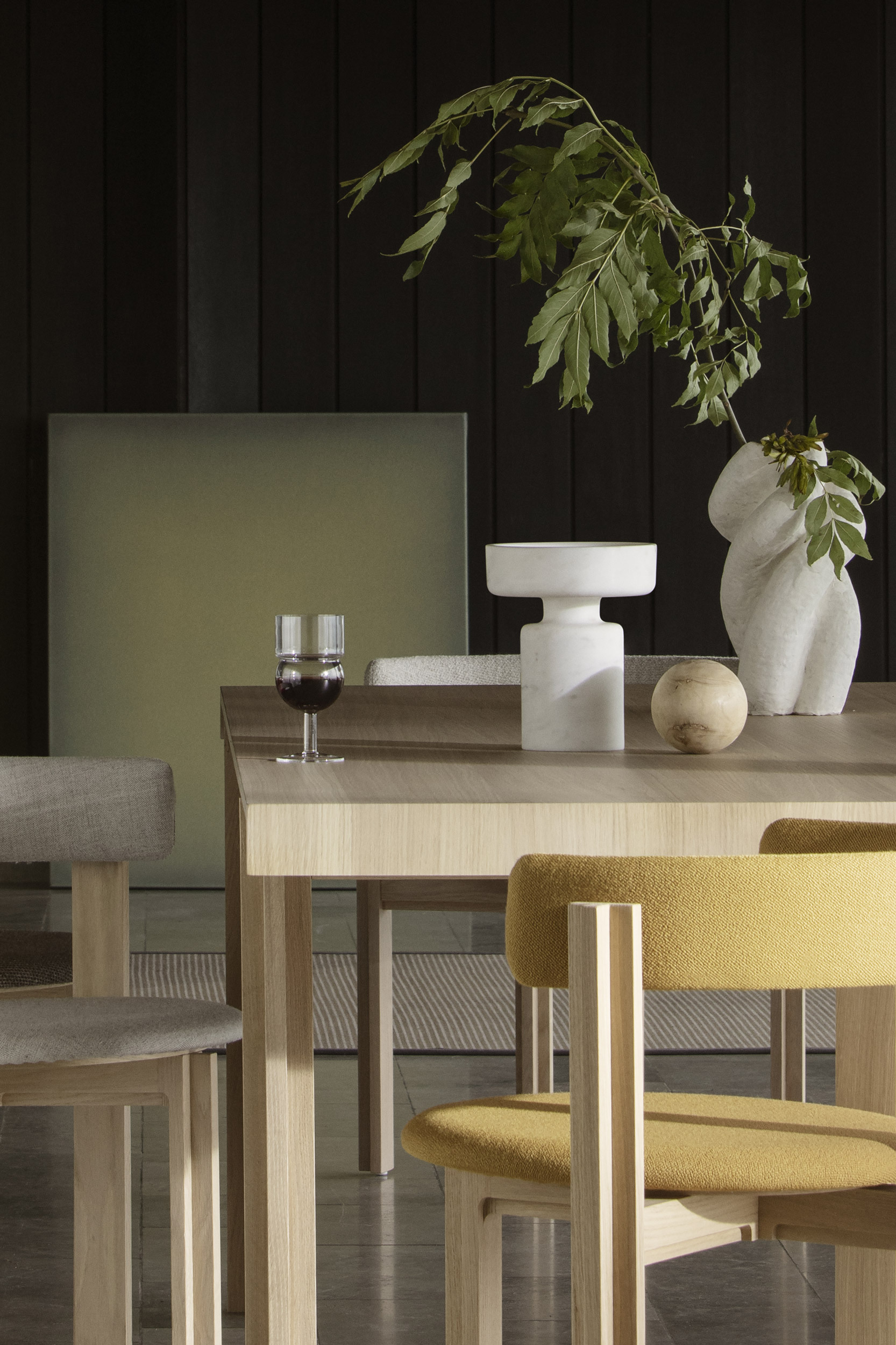 Karakter Principal Table Principal Chair Lifestyle Closeup Oak Marble Collection