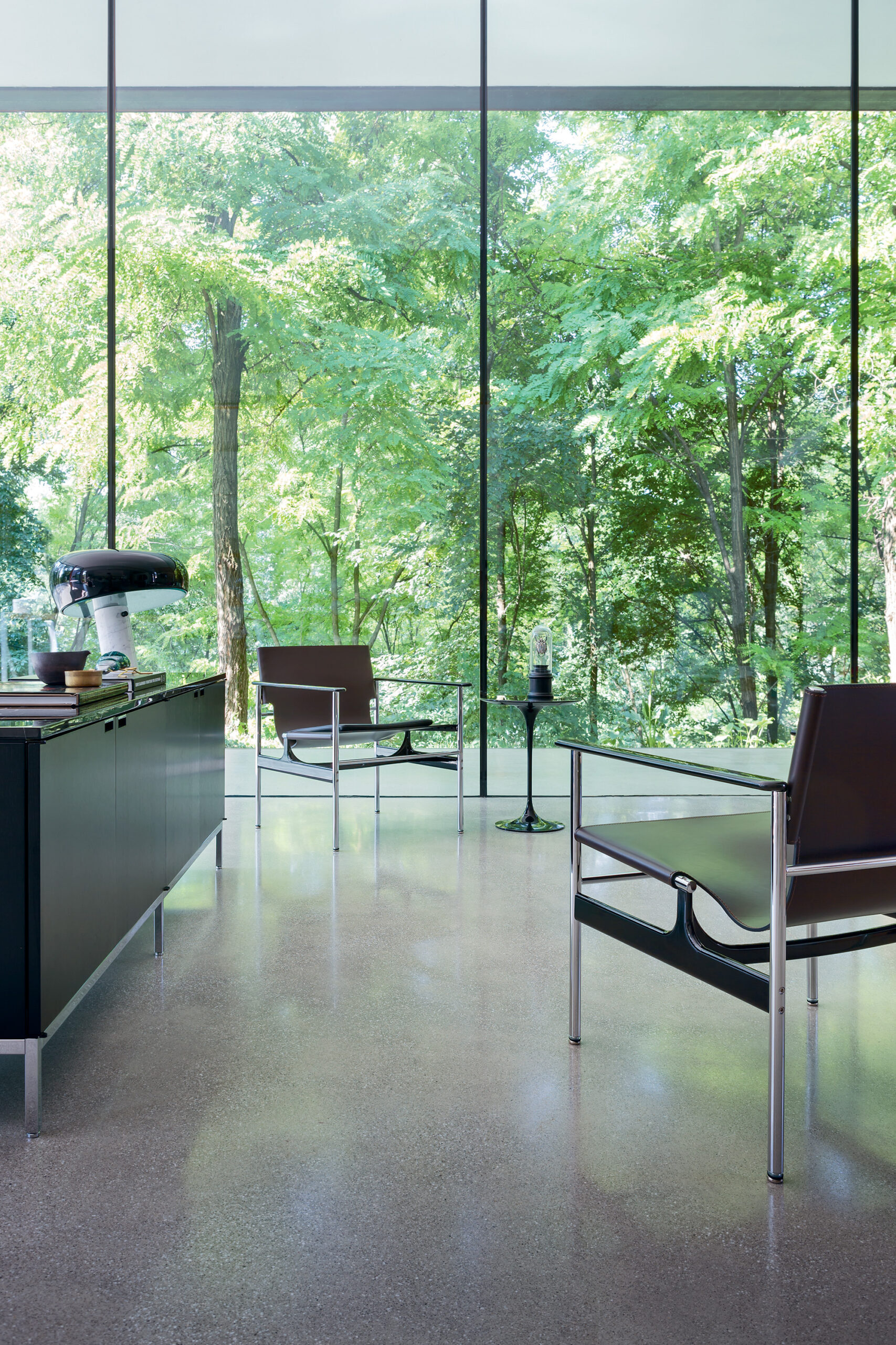 Pollock Arm Chair 4 scaled