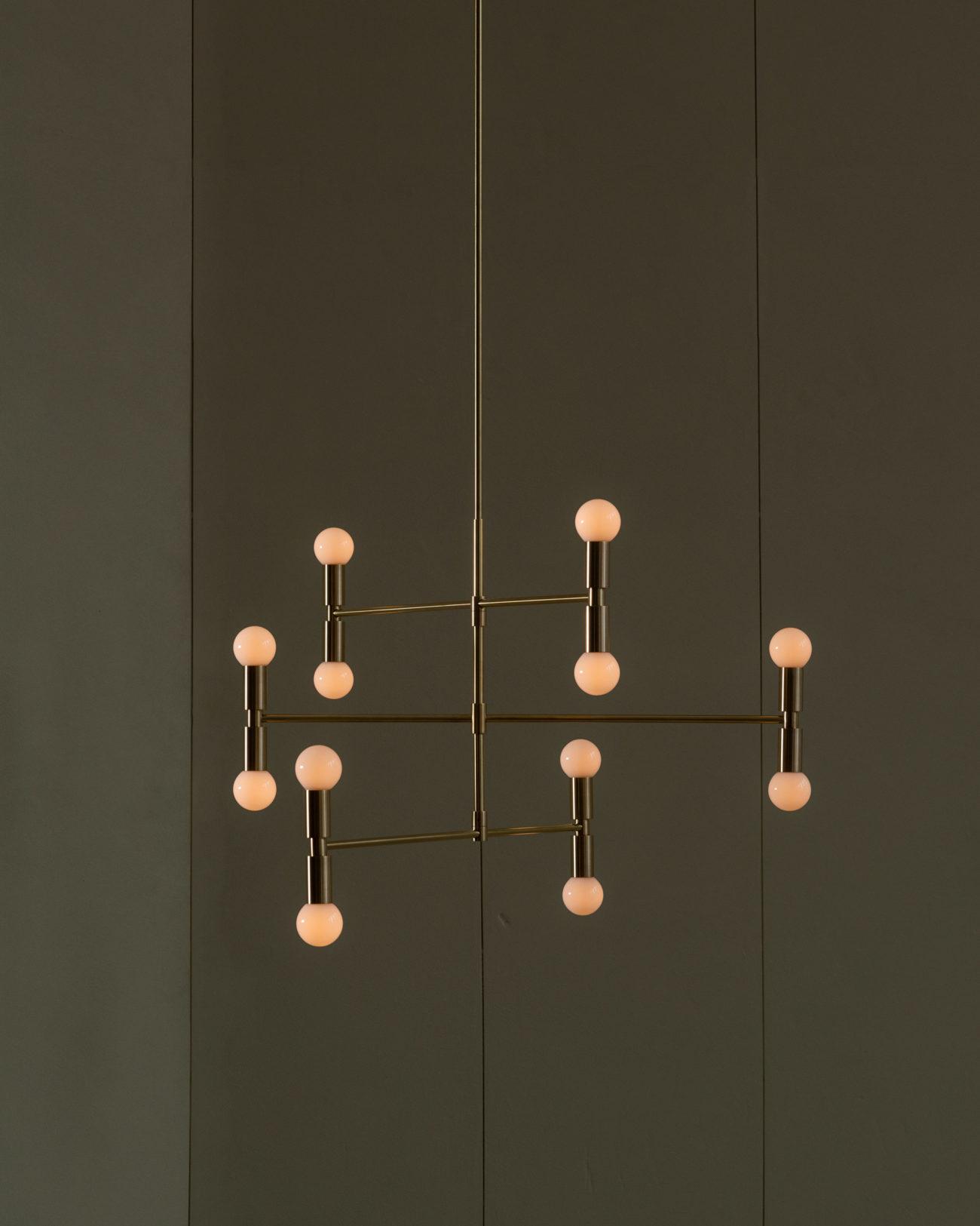 Dot Atomium 02 1300x1625