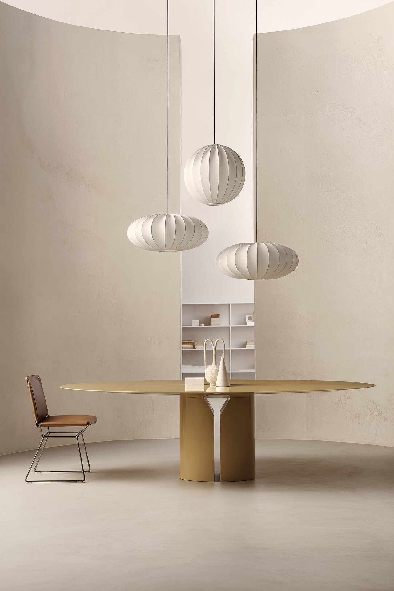 Neil leather chair nvl table showroom 21 mdfitalia 09