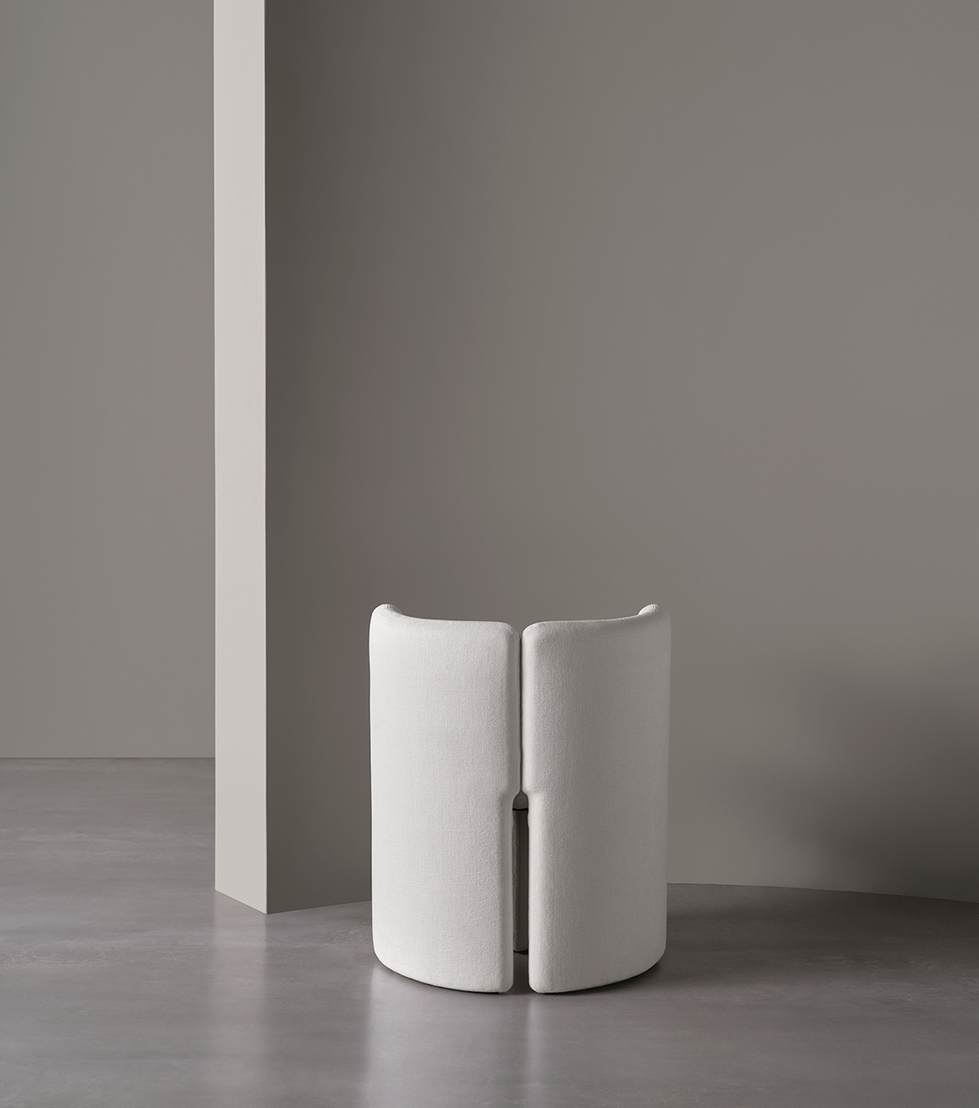 Claudine chair 02 1100x1245