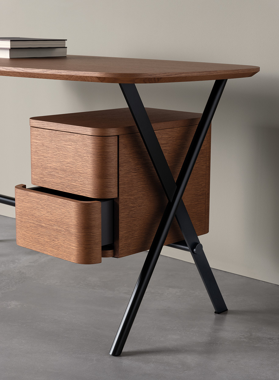 Jasper writing desk 04 915x1245