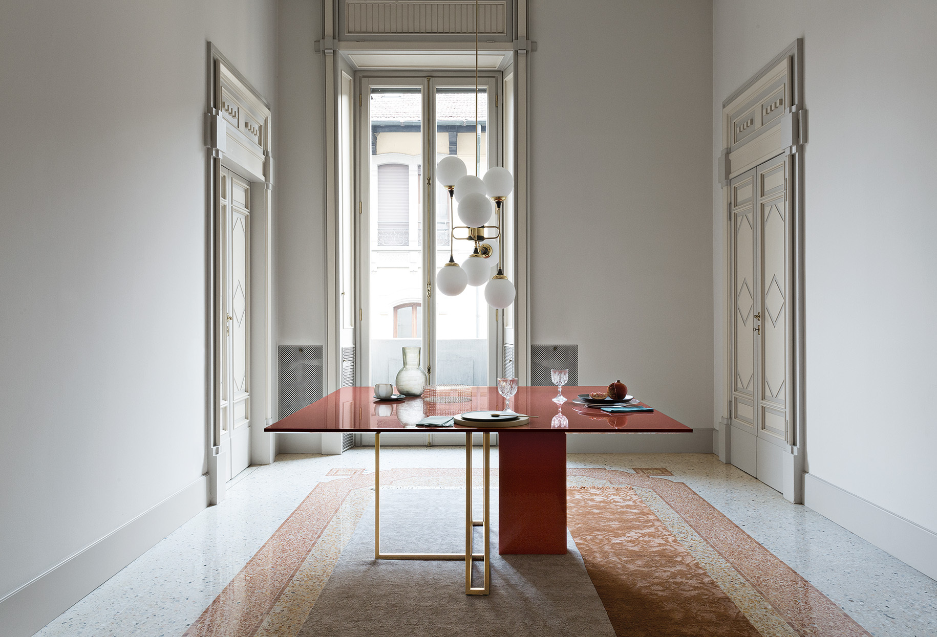 Plinto table 07 1830x1245