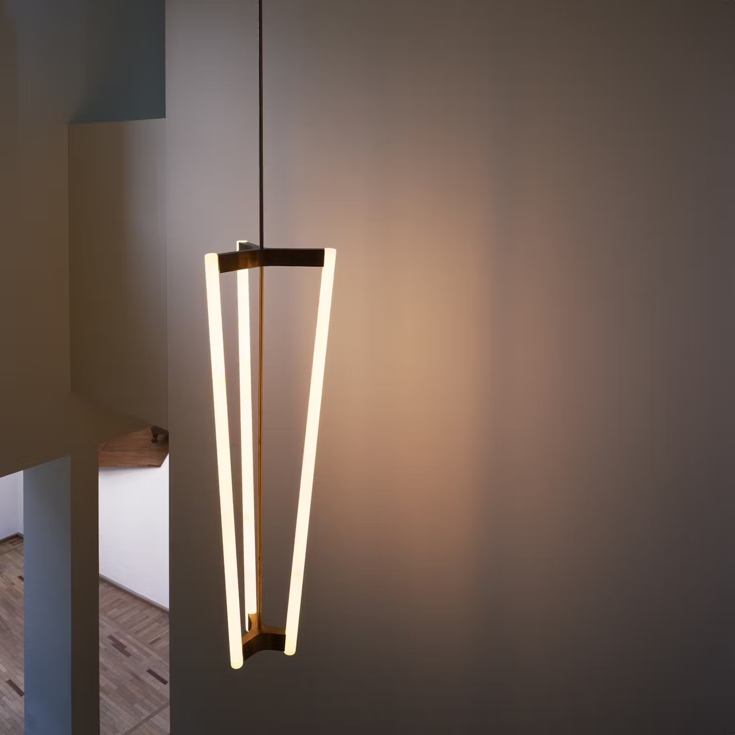 Zxed04 F3 Nbk BX1x5 1michaelanastassiades tubechandelier brass