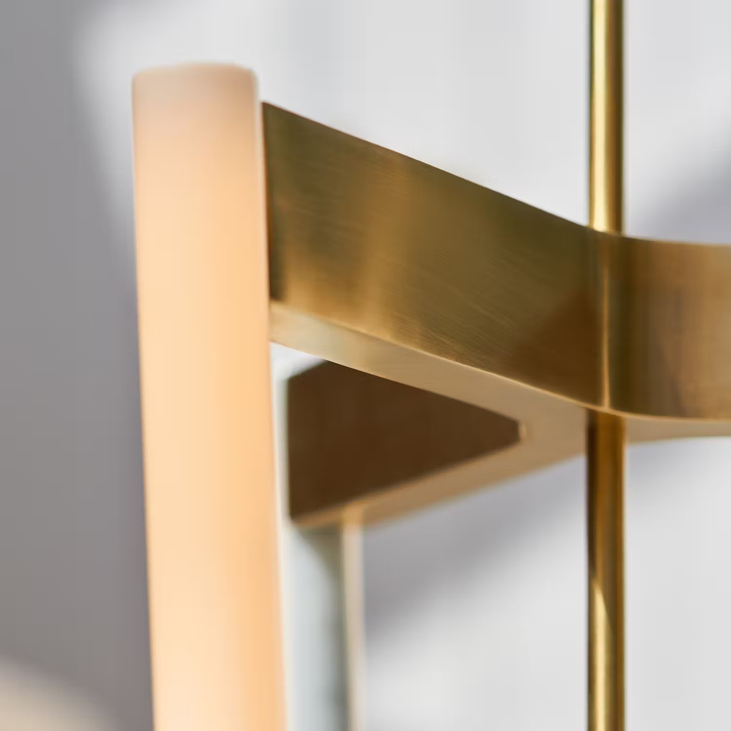 Zxed1o F3 Nbk BX1x7 3 IMG Tube Chandelier brass5 Michael Anastassiades photocredit Alexandros Pissourios