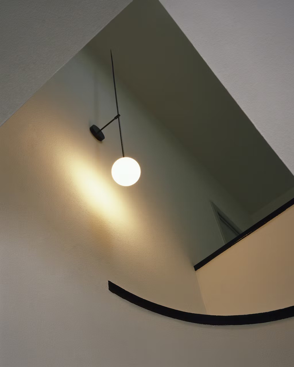 4 michaelanastassiades mobilechandelier10