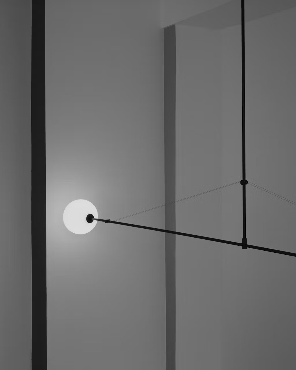 3 michaelanastassiades mobilechandelier2