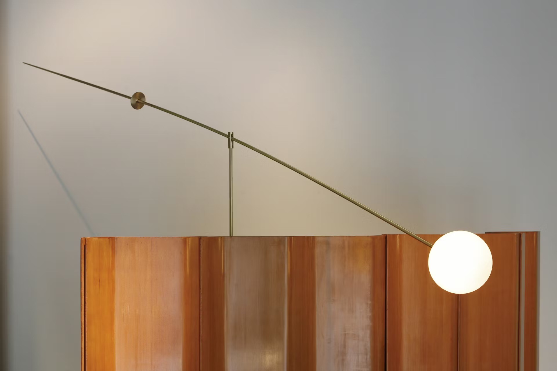 F9337394 d672 4291 b05f 68e4c227b23f 5 michaelanastassiades mobilechandelier5