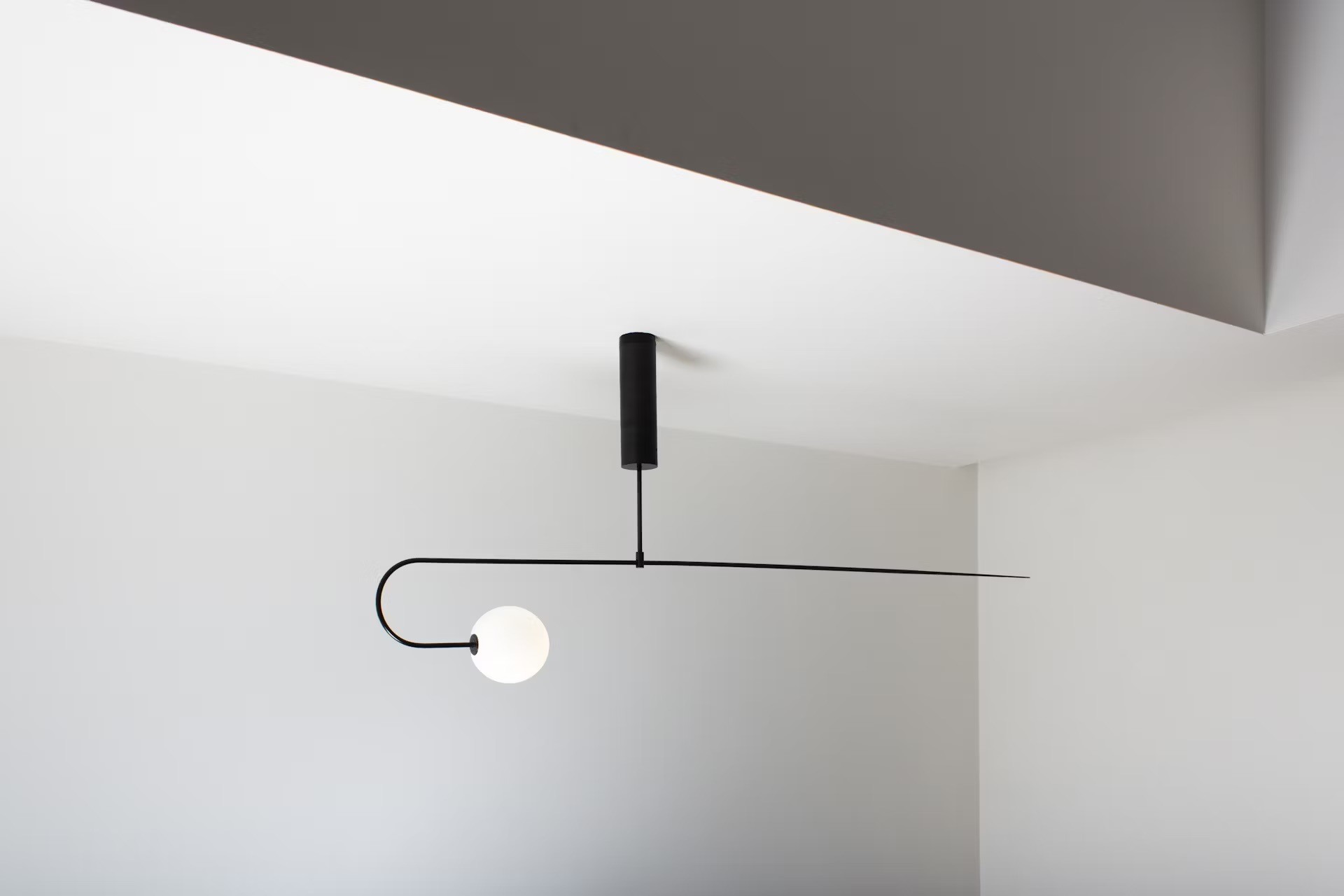 3 michaelanastassiades mobilechandelier8