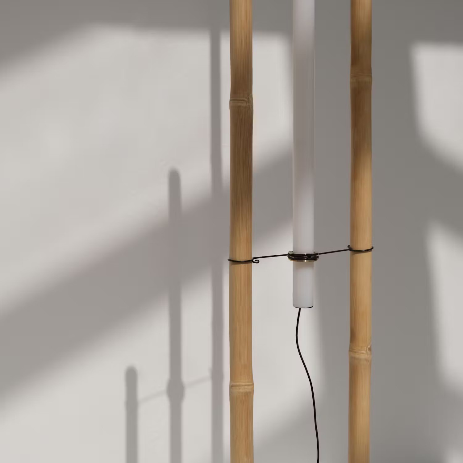 Zxeb Yo F3 Nbk BX1t5 5michaelanastassiades ta ke2 nwb